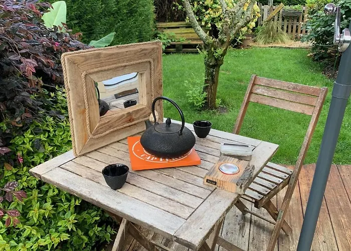 Bed & Breakfast Belharra House