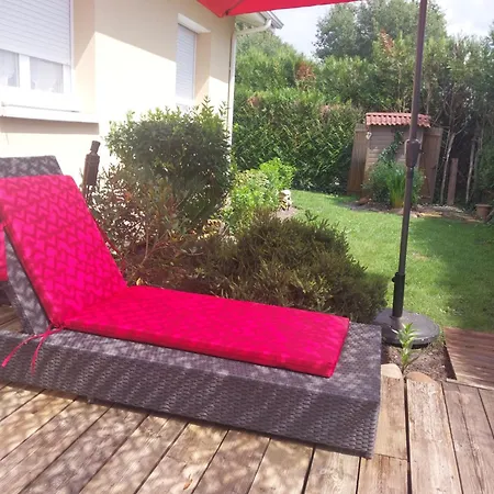 Belharra House Oda ve Kahvaltı *