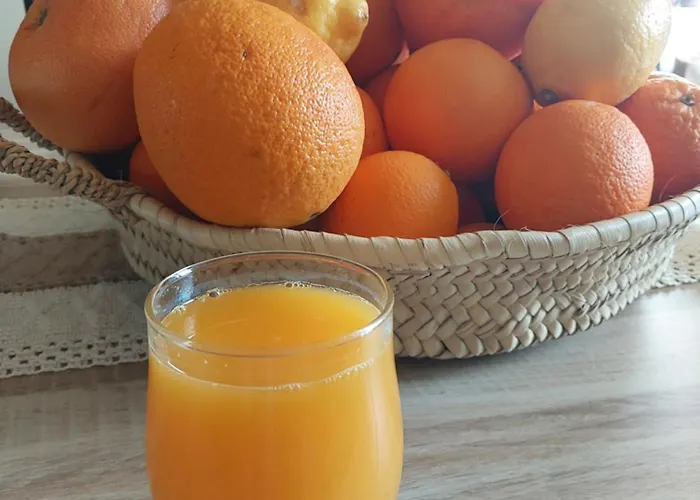 ベッド・アンド・ブレックファスト Belharra House